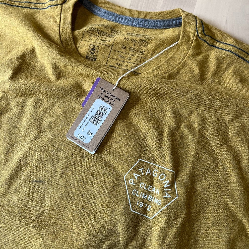 PATAGONIA M's Clean Climb Trade Responsibili-Tee® - NWT